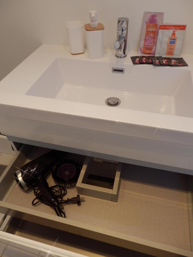 Le Skandi - 28 M² Renove Entre Gare & Centre-Ville 비시 외부 사진